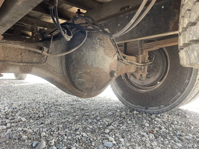 いすゞフォワードクレーン3段中型（4t）[写真25]