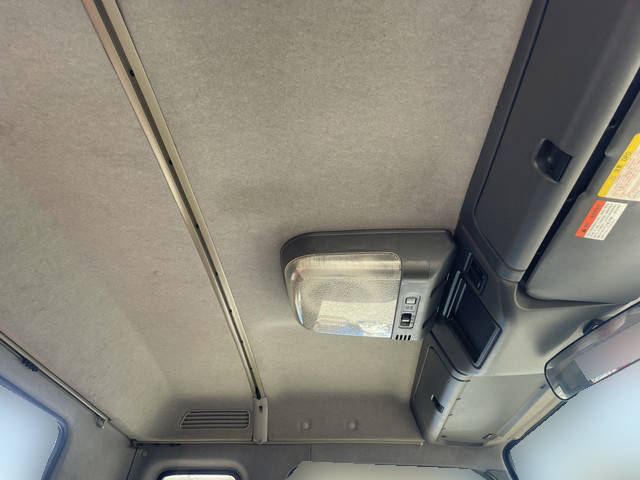 いすゞフォワードクレーン3段中型（4t）[写真31]