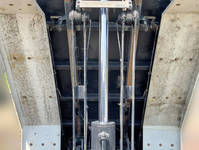 いすゞギガダンプ大型（10t）[写真17]