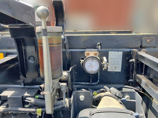 いすゞギガダンプ大型（10t）[写真20]