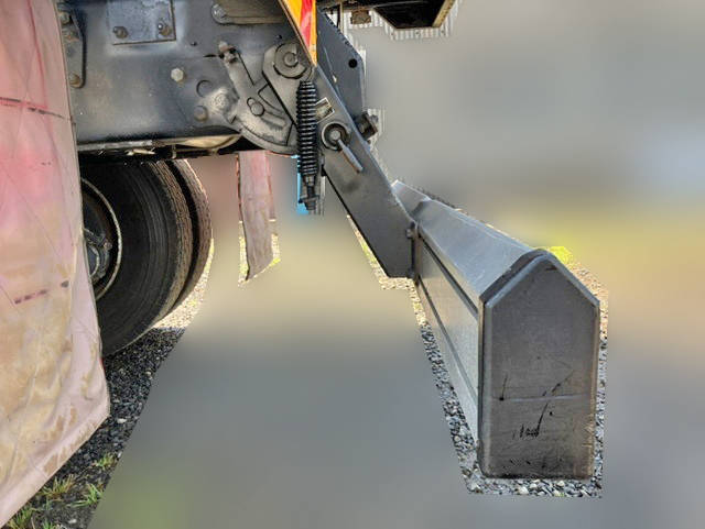 いすゞギガダンプ大型（10t）[写真23]