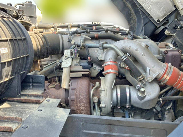 いすゞギガダンプ大型（10t）[写真26]