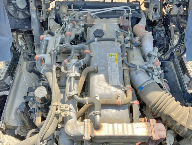 いすゞギガダンプ大型（10t）[写真27]