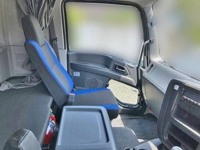 いすゞギガダンプ大型（10t）[写真30]