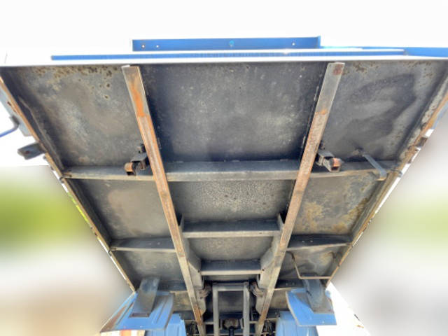 日産アトラスダンプ小型（2t・3t）[写真18]