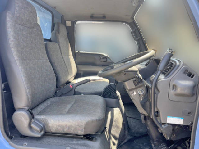 日産アトラスダンプ小型（2t・3t）[写真30]