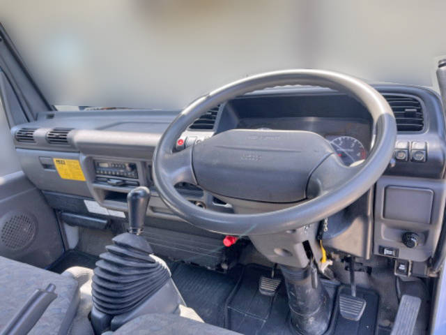 日産アトラスダンプ小型（2t・3t）[写真33]