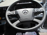 三菱ふそうスーパーグレートセルフクレーン4段大型（10t）[写真24]