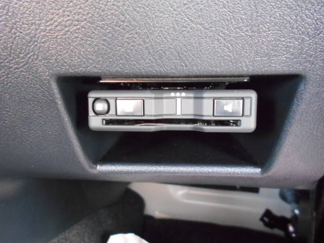 三菱ふそうスーパーグレートセルフクレーン4段大型（10t）[写真35]