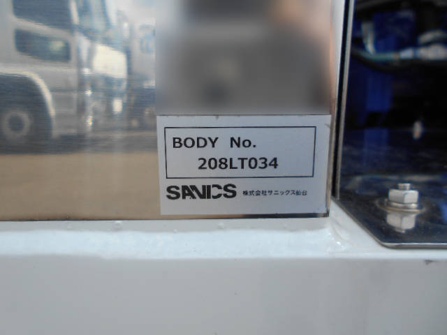 三菱ふそうスーパーグレートセルフクレーン4段大型（10t）[写真06]