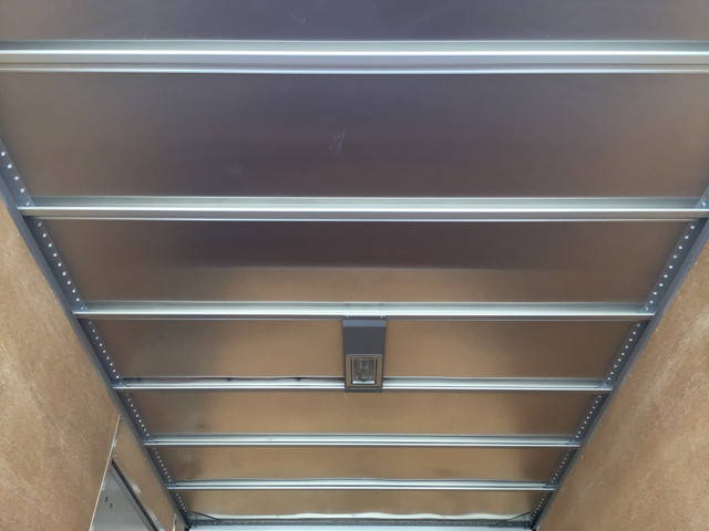 日産アトラスアルミバン小型（2t・3t）[写真16]