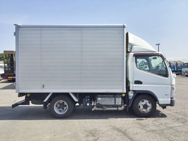 日産アトラスアルミバン小型（2t・3t）[写真07]