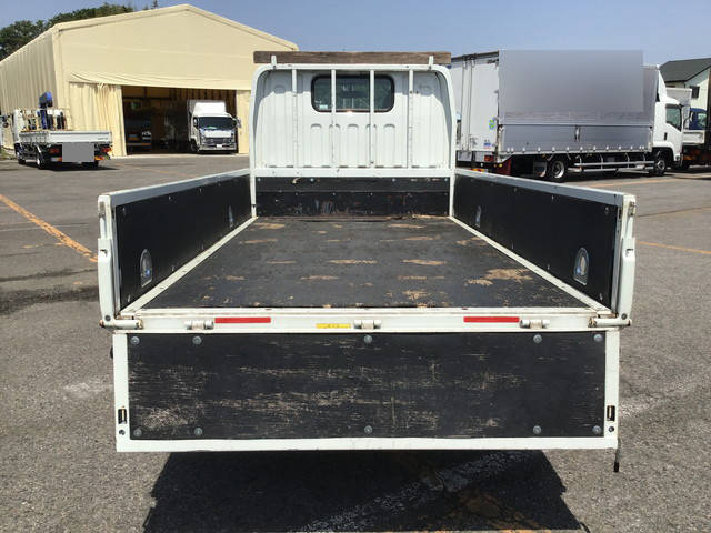 三菱ふそうキャンター平ボディ小型（2t・3t）[写真12]