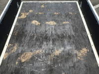 三菱ふそうキャンター平ボディ小型（2t・3t）[写真15]