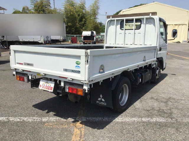 三菱ふそうキャンター平ボディ小型（2t・3t）[写真02]