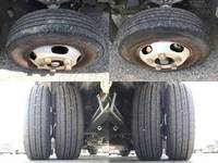 三菱ふそうキャンター平ボディ小型（2t・3t）[写真20]