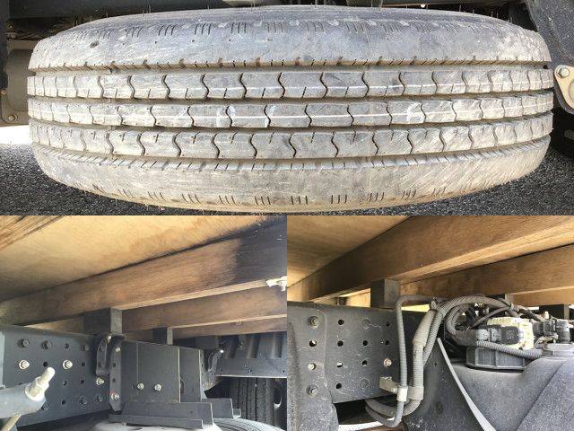 三菱ふそうキャンター平ボディ小型（2t・3t）[写真22]