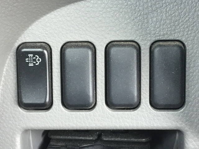 三菱ふそうキャンター平ボディ小型（2t・3t）[写真36]