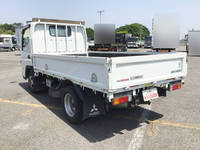 三菱ふそうキャンター平ボディ小型（2t・3t）[写真04]