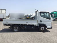 三菱ふそうキャンター平ボディ小型（2t・3t）[写真07]