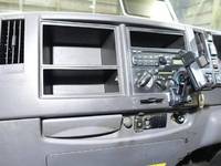 いすゞフォワードアルミウイング中型（4t）[写真32]