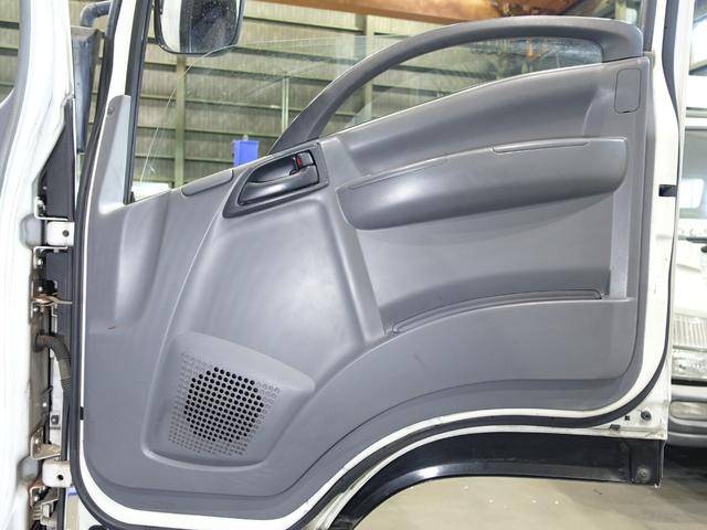 いすゞフォワードアルミウイング中型（4t）[写真34]