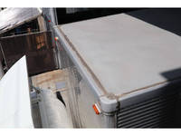 いすゞエルフアルミバン小型（2t・3t）[写真09]