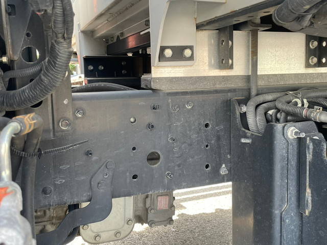 日野レンジャーアルミウイング中型（4t）[写真18]