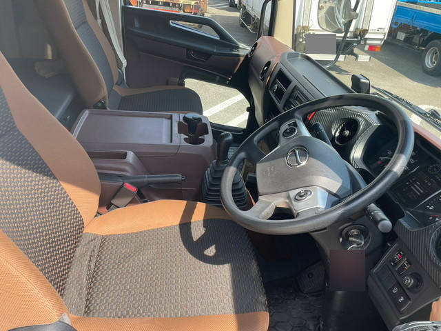 日野レンジャーアルミウイング中型（4t）[写真22]