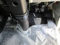 三菱ふそうキャンター平ボディ小型（2t・3t）[写真14]