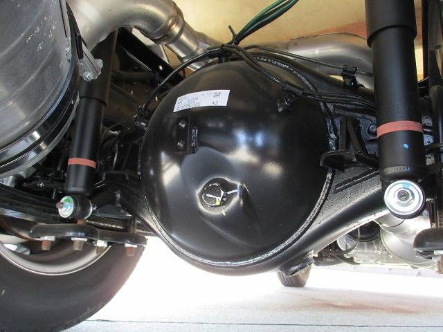 三菱ふそうキャンター平ボディ小型（2t・3t）[写真07]