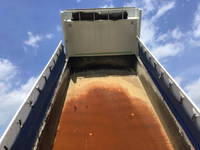 三菱ふそうスーパーグレートダンプ大型（10t）[写真07]