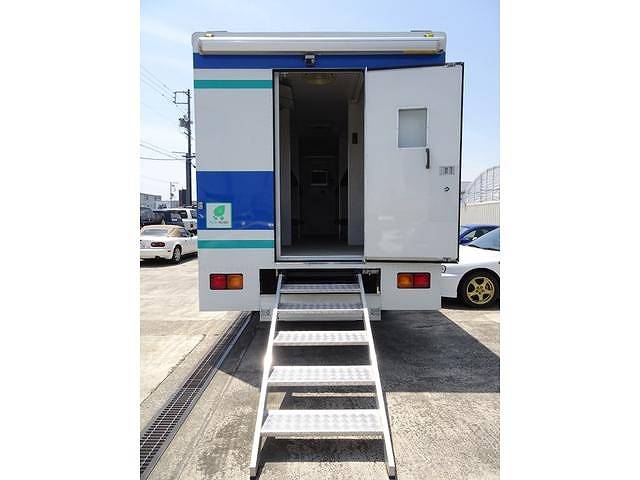 三菱ふそうファイターその他の形状中型（4t）[写真07]