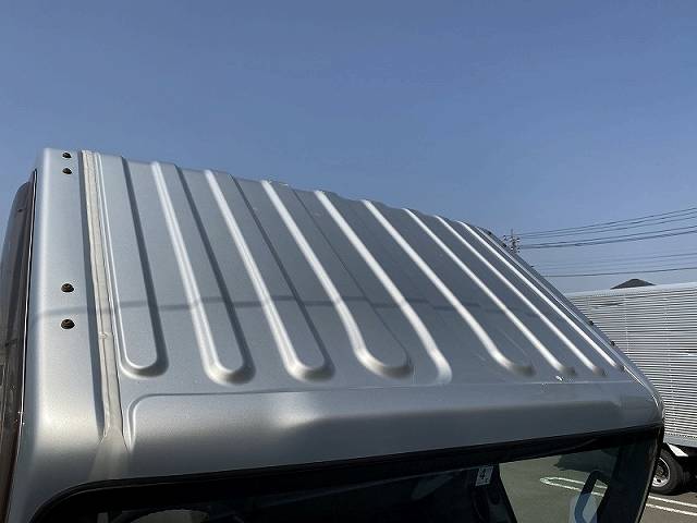 いすゞエルフ平ボディ小型（2t・3t）[写真27]