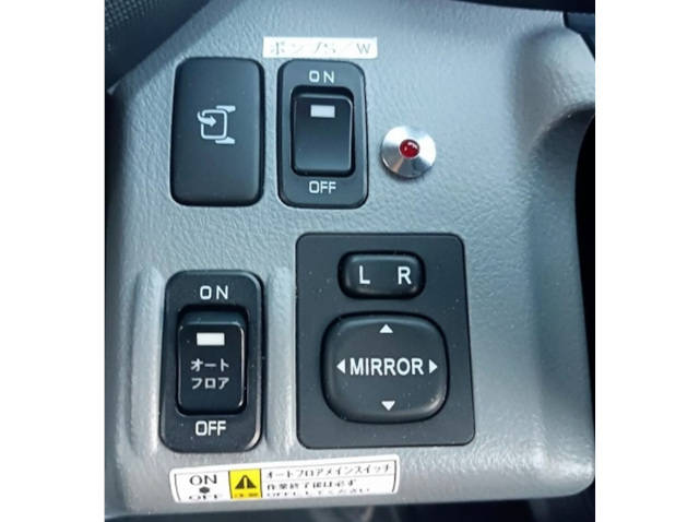 日野デュトロ平ボディ小型（2t・3t）[写真30]