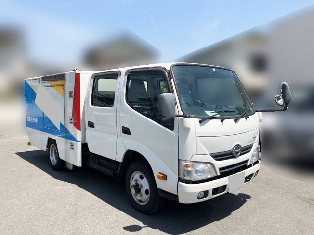 日野デュトロ高圧洗浄車小型（2t・3t）[写真03]