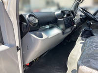 日野デュトロ高圧洗浄車小型（2t・3t）[写真30]