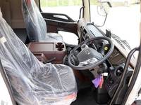 日野レンジャーセルフクレーン3段増トン（6t・8t）[写真06]