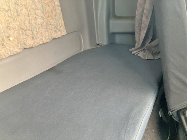 日野レンジャー冷凍車（冷蔵車）中型（4t）[写真28]