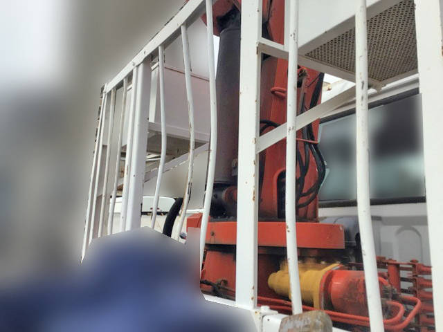 いすゞフォワードクレーン5段中型（4t）[写真11]