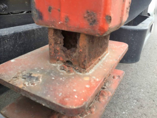 いすゞフォワードクレーン5段中型（4t）[写真15]