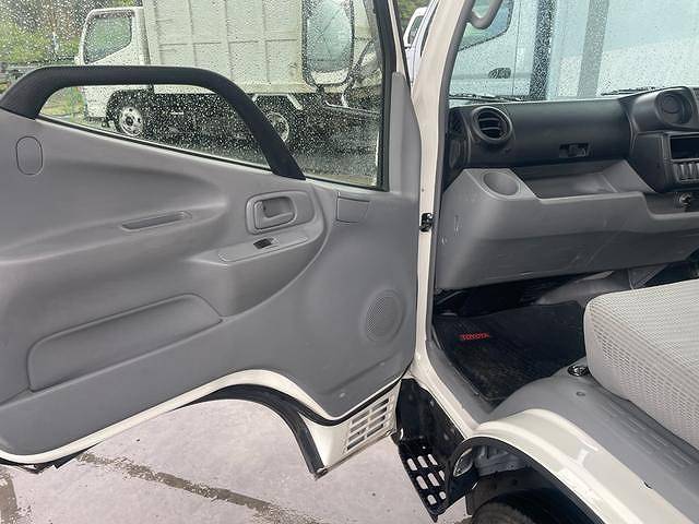 トヨタダイナ平ボディ小型（2t・3t）[写真16]