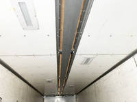 いすゞギガアルミウイング大型（10t）[写真08]