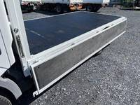 日産アトラス平ボディ小型（2t・3t）[写真18]