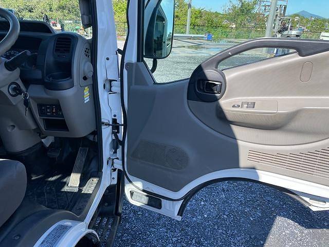 日産アトラス平ボディ小型（2t・3t）[写真30]