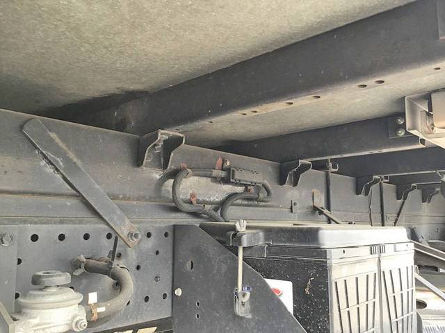 いすゞエルフアルミバン小型（2t・3t）[写真25]