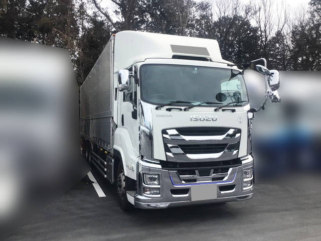 いすゞギガアルミウイング大型（10t）[写真02]