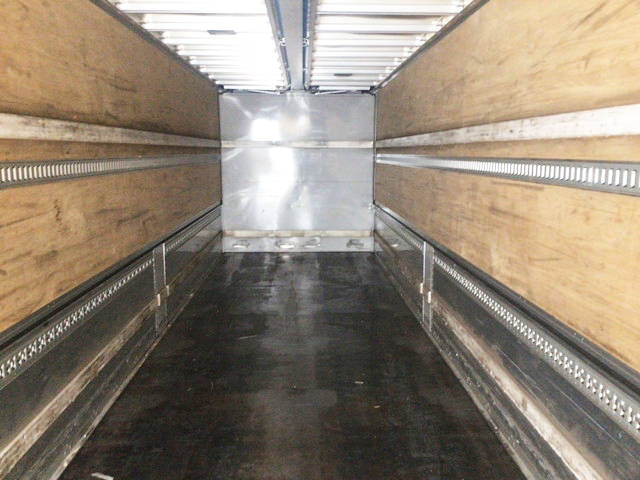 いすゞギガアルミウイング大型（10t）[写真06]