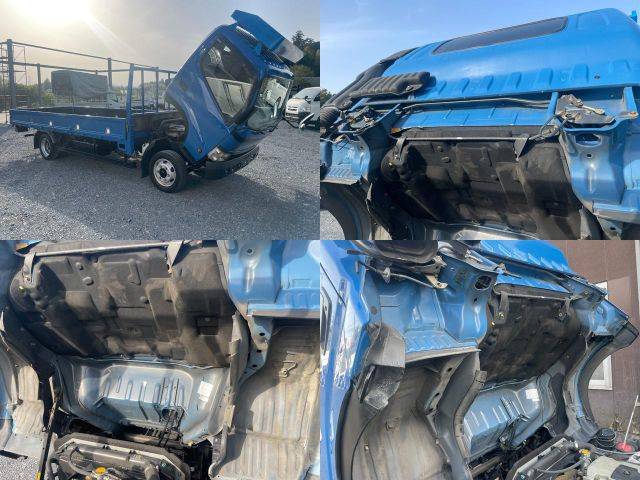 トヨタダイナ平ボディ小型（2t・3t）[写真24]