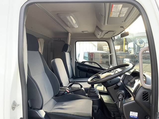 日野レンジャークレーン5段中型（4t）[写真12]